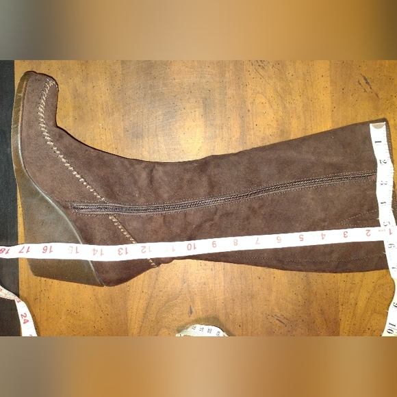 Aerosoles Gateway Sz 6M knee high suede boots - Dark Brown - Picture 7 of 10